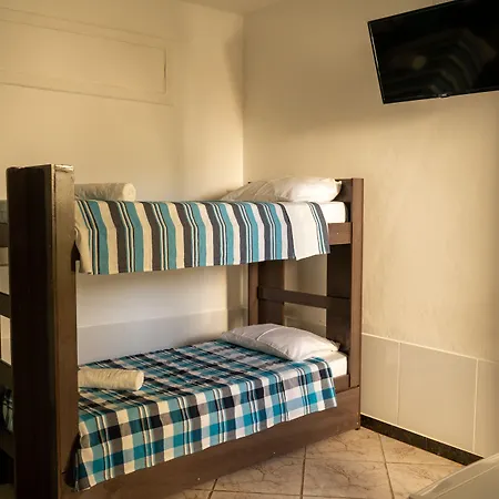 Beach Hostel & Suites Los Pibes De Flores-3